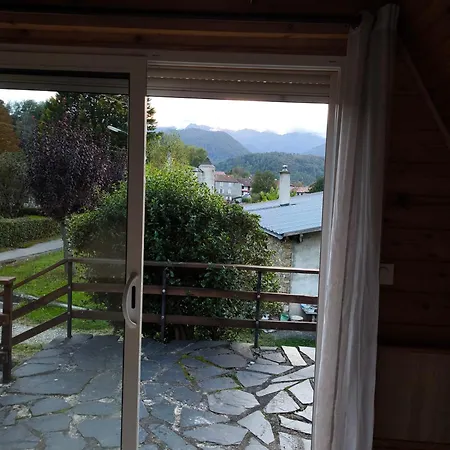 Petit Avec Terrasse Chalet *